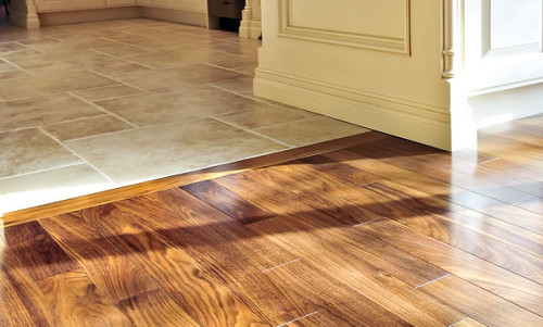 Överlåtelsebesiktning Golvläggning